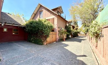 Casa en Arriendo en Acogedora propiedad en Condominio / Tranquilo y residencial