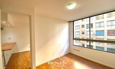 Departamento en Venta en Calle Catedral Metro Santa Ana