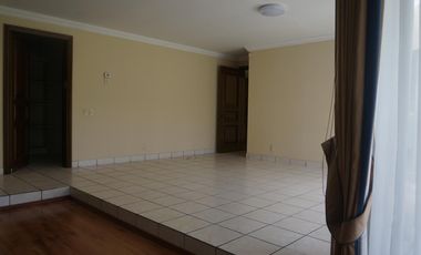Hermosa Casa en Renta, Club de Golf San Carlos, Metepec