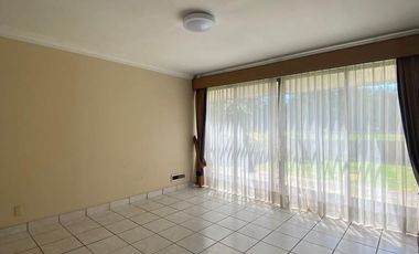 Hermosa Casa en Renta, Club de Golf San Carlos, Metepec