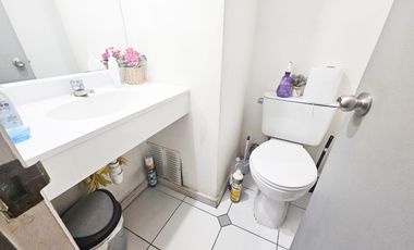ARRIENDO EXCELENTE OFICINA EN EDIFICIO CENTURY
