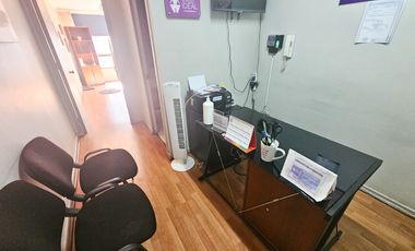 ARRIENDO EXCELENTE OFICINA EN EDIFICIO CENTURY