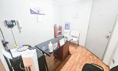 ARRIENDO EXCELENTE OFICINA EN EDIFICIO CENTURY
