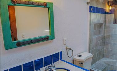 CASA EN RENTA AMUEBLADA EN EL CENTRO DE AVANDARO