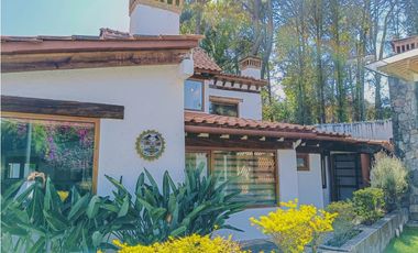 CASA EN RENTA AMUEBLADA EN EL CENTRO DE AVANDARO
