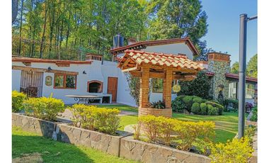 CASA EN RENTA AMUEBLADA EN EL CENTRO DE AVANDARO