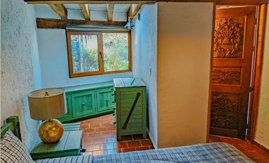 CASA EN RENTA AMUEBLADA EN EL CENTRO DE AVANDARO