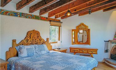 CASA EN RENTA AMUEBLADA EN EL CENTRO DE AVANDARO