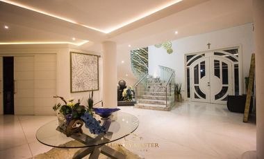 Casa de lujo en Santa Isabel con alberca