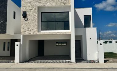 CASA EN VENTA ZONA COUNTRY VILLAHERMOSA