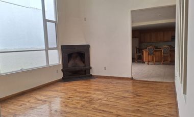 (R)Casa en Renta en La Floresta Ocolusen, Morelia.