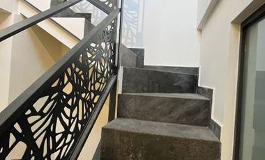 Edificio en Renta para Oficinas en Molino de Parras, Morelia.
