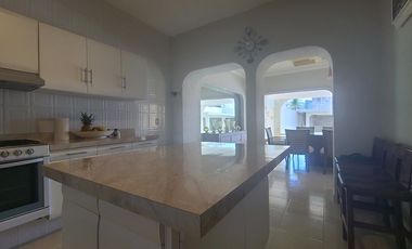 IMPECABLE, PRIVADA, UBICADA RESIDENCIA EN COSTA AZUL,