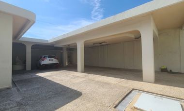 IMPECABLE, PRIVADA, UBICADA RESIDENCIA EN COSTA AZUL,