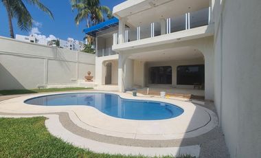 IMPECABLE, PRIVADA, UBICADA RESIDENCIA EN COSTA AZUL,