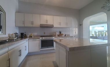 IMPECABLE, PRIVADA, UBICADA RESIDENCIA EN COSTA AZUL,