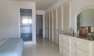 IMPECABLE, PRIVADA, UBICADA RESIDENCIA EN COSTA AZUL,