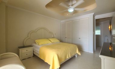 IMPECABLE, PRIVADA, UBICADA RESIDENCIA EN COSTA AZUL,