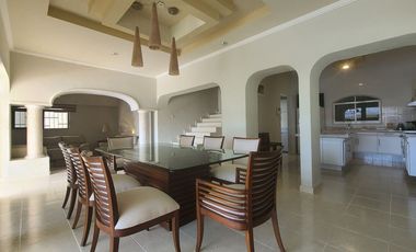 IMPECABLE, PRIVADA, UBICADA RESIDENCIA EN COSTA AZUL,