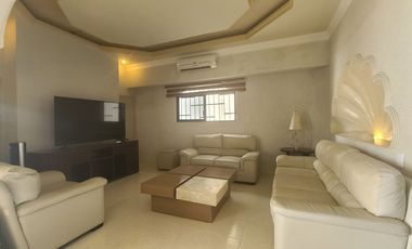 IMPECABLE, PRIVADA, UBICADA RESIDENCIA EN COSTA AZUL,