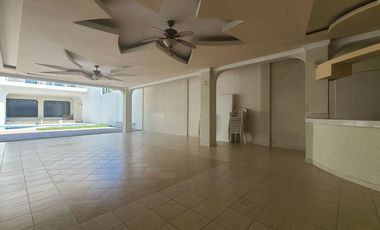 IMPECABLE, PRIVADA, UBICADA RESIDENCIA EN COSTA AZUL,