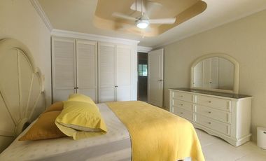 IMPECABLE, PRIVADA, UBICADA RESIDENCIA EN COSTA AZUL,