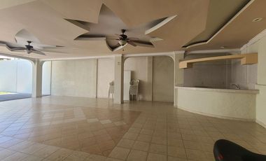 IMPECABLE, PRIVADA, UBICADA RESIDENCIA EN COSTA AZUL,