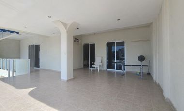 IMPECABLE, PRIVADA, UBICADA RESIDENCIA EN COSTA AZUL,