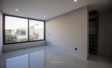 Casa en Los Olivos zona Valle Real en Venta