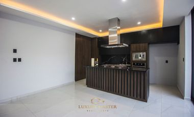 Casa en Los Olivos zona Valle Real en Venta