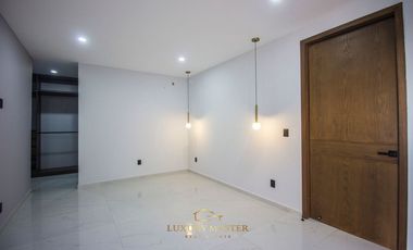 Casa en Los Olivos zona Valle Real en Venta
