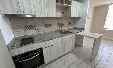Oportunidad !!  ESTUDIO con dormitorio separado en Metro Santa Ana