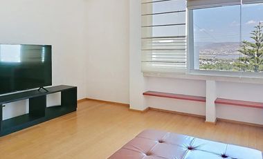 Casa en fraccionamiento AMUEBLADA 4 hab y 5 Baños cerca de Plaza Mayor