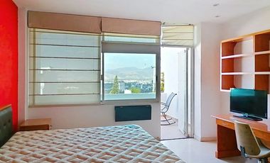 Casa en fraccionamiento AMUEBLADA 4 hab y 5 Baños cerca de Plaza Mayor