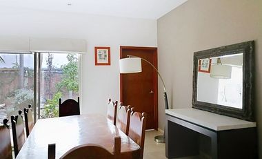 Casa en fraccionamiento AMUEBLADA 4 hab y 5 Baños cerca de Plaza Mayor