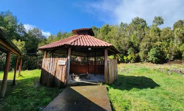 Gran terreno, restaurante y casa en Ilque