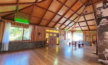 Gran terreno, restaurante y casa en Ilque