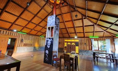 Gran terreno, restaurante y casa en Ilque