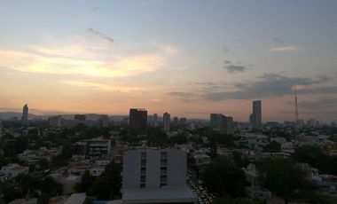LOCAL EN VENTA A 2 CUADRAS DE CHAPULTEPEC SOBRE AV. HIDALGO | LOCAL LUM