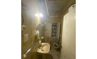 Granadero Baigorria, Juan B. Justo Nº 64 - VENTA