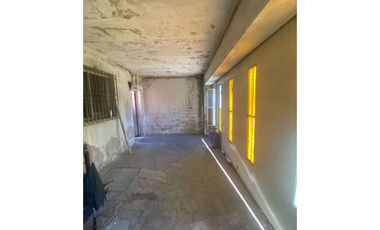 Granadero Baigorria, Juan B. Justo Nº 64 - VENTA