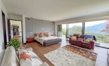 casa moderna en Copacabana, excelente ubicacion en unidad cerrada
