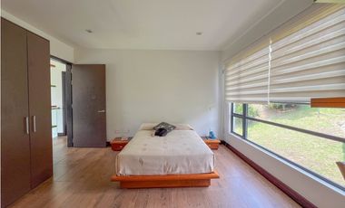casa moderna en Copacabana, excelente ubicacion en unidad cerrada