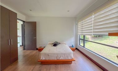 casa moderna en Copacabana, excelente ubicacion en unidad cerrada