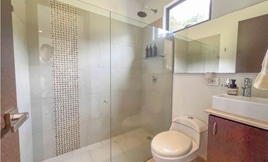 casa moderna en Copacabana, excelente ubicacion en unidad cerrada