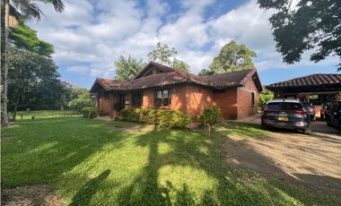 Casa campestre comercial para arriendo en Pueblito Cafetero, Pereira