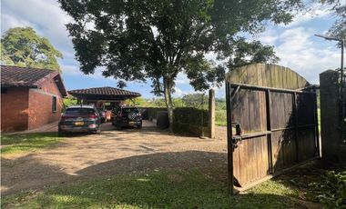 Casa campestre comercial para arriendo en Pueblito Cafetero, Pereira