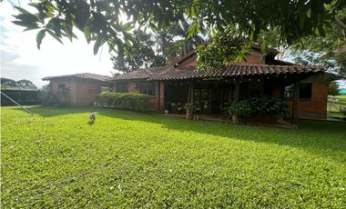 Casa campestre comercial para arriendo en Pueblito Cafetero, Pereira