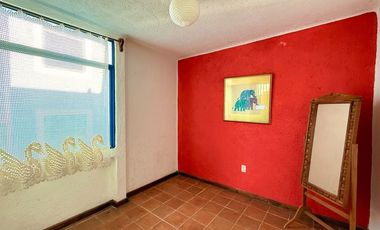 Casa en Venta en San Javier – Colonial con Gran Jardín preciosa vista