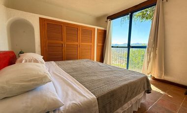 Casa en Venta en San Javier – Colonial con Gran Jardín preciosa vista